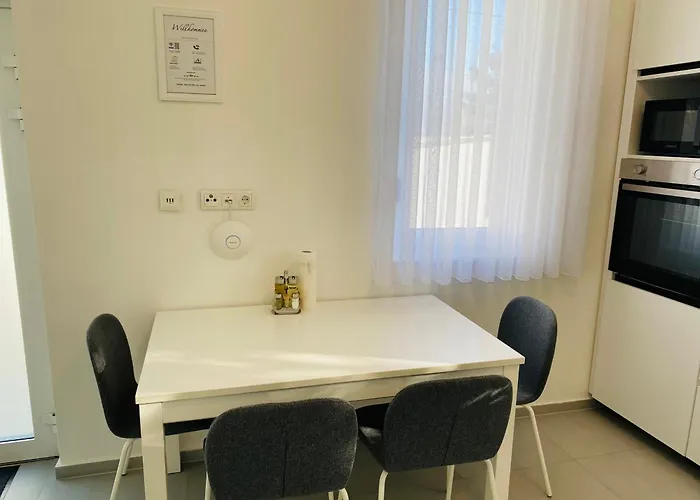 Koblenzer Naturhaus & *