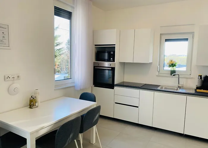 דירה Koblenzer Naturhaus & קובלנץ